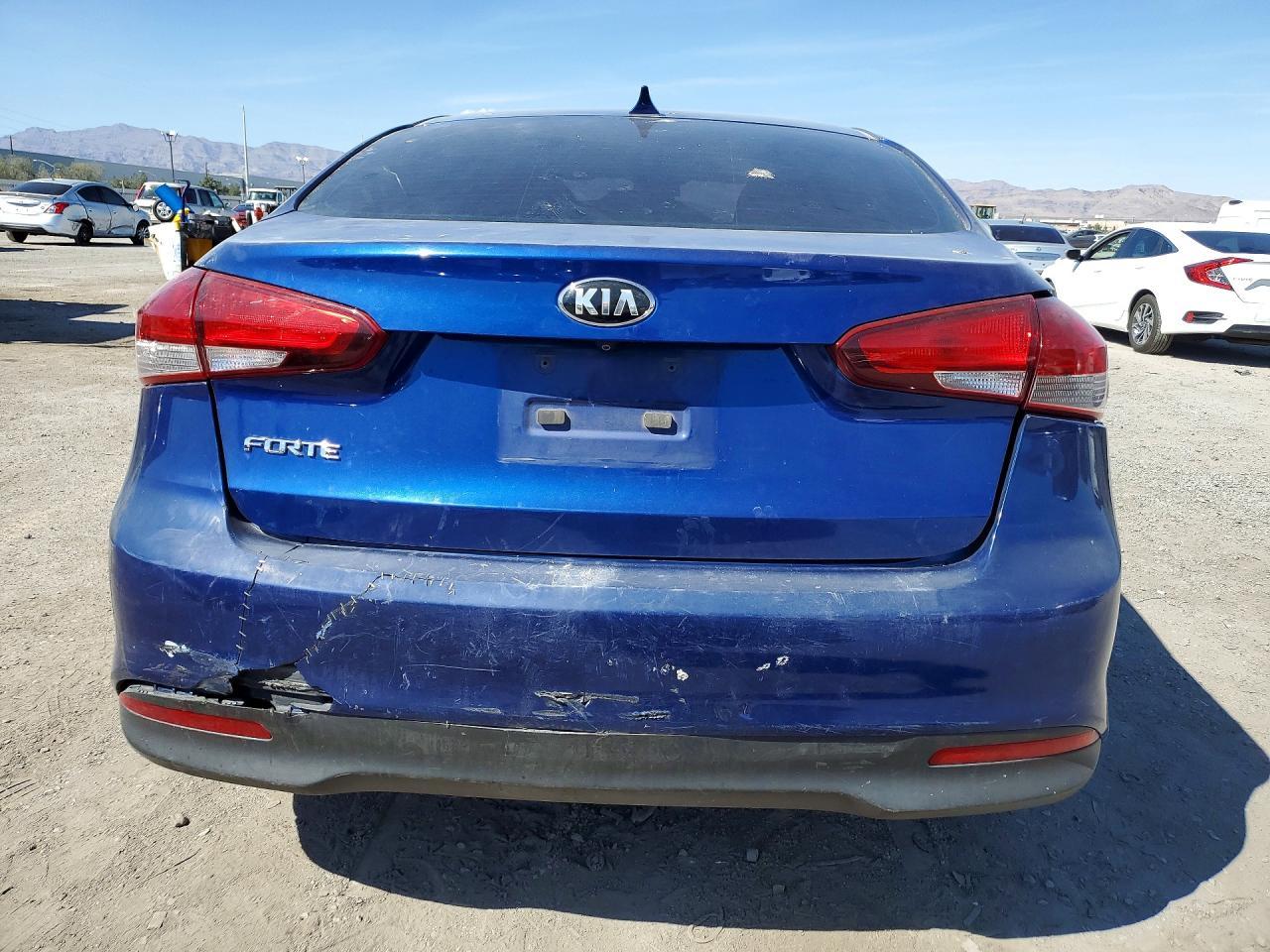 2017 KIA FORTE