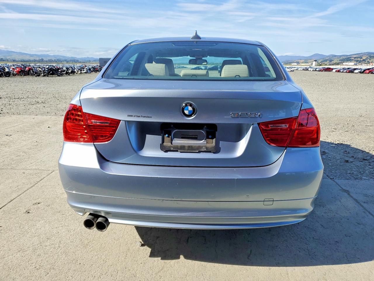 2010 BMW 3 SERIES