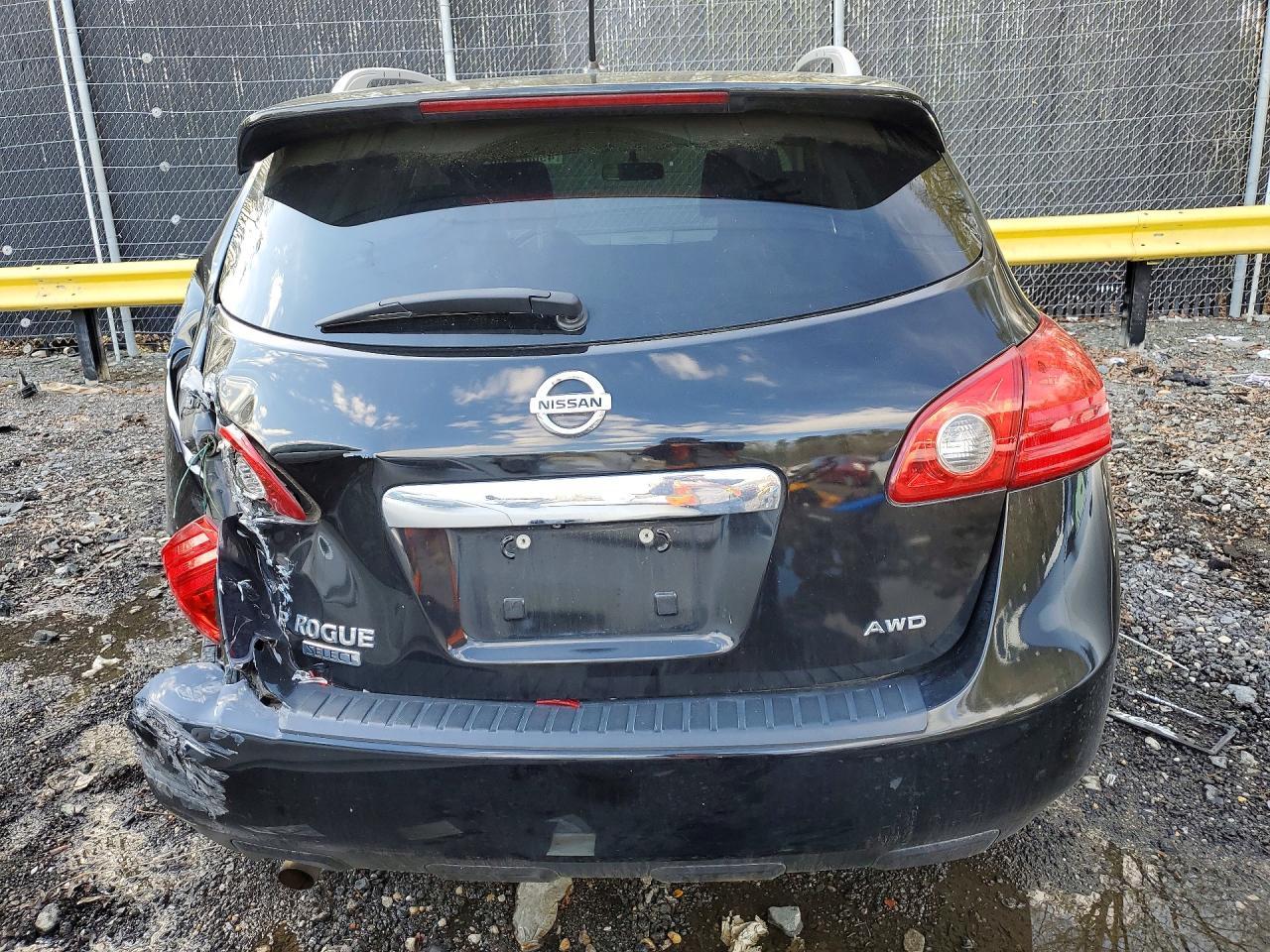 2015 NISSAN ROGUE
