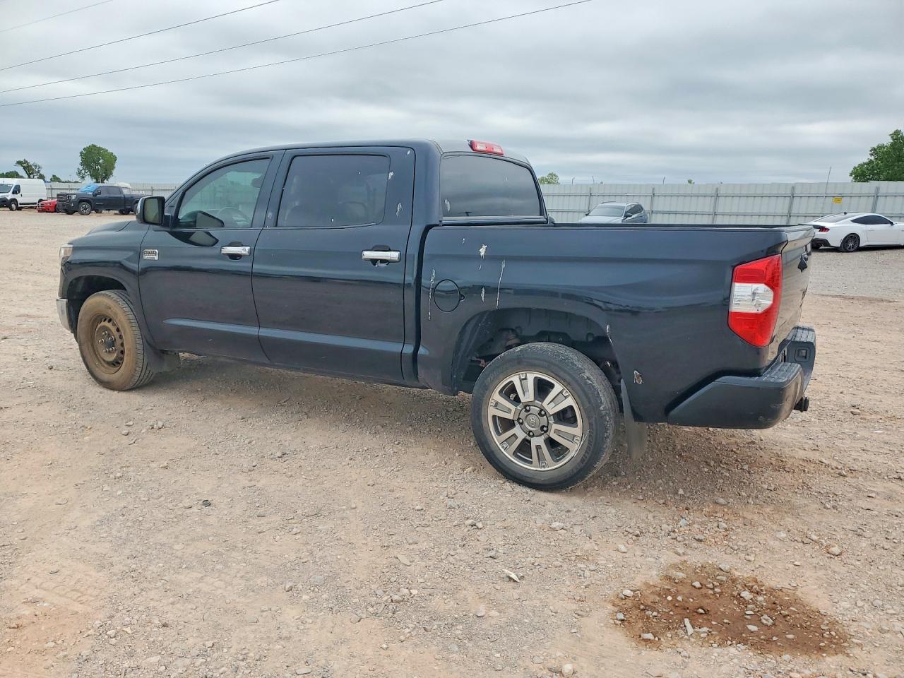 2014 TOYOTA TUNDRA