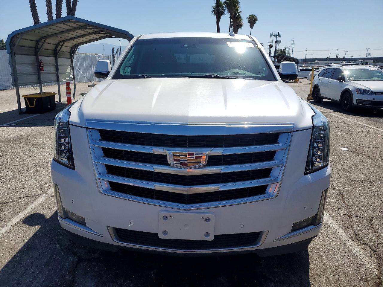 2017 CADILLAC ESCALADE