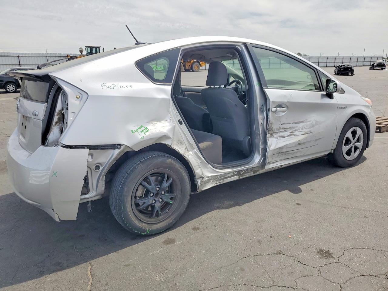2014 TOYOTA PRIUS