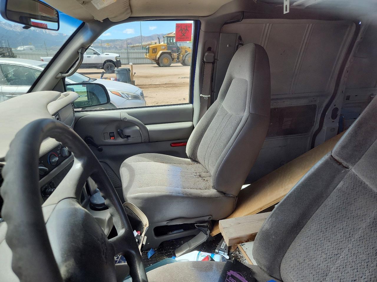 2004 CHEVROLET Astro