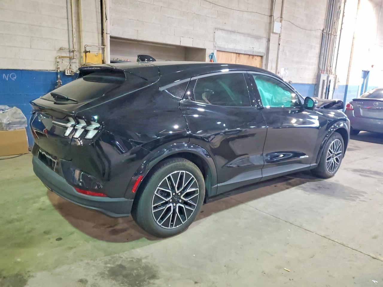 2025 FORD Mustang Mach-E