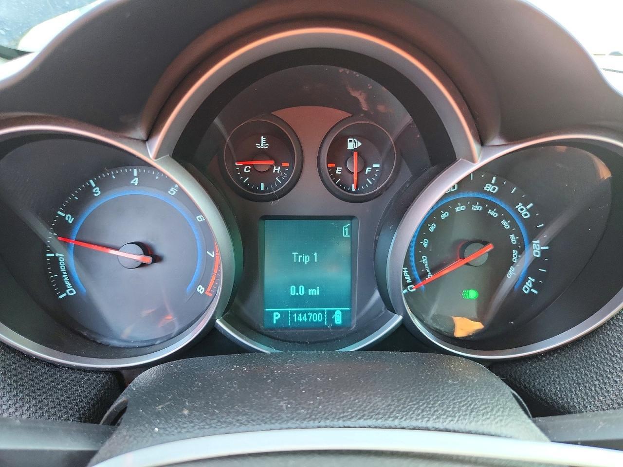 2011 CHEVROLET CRUZE