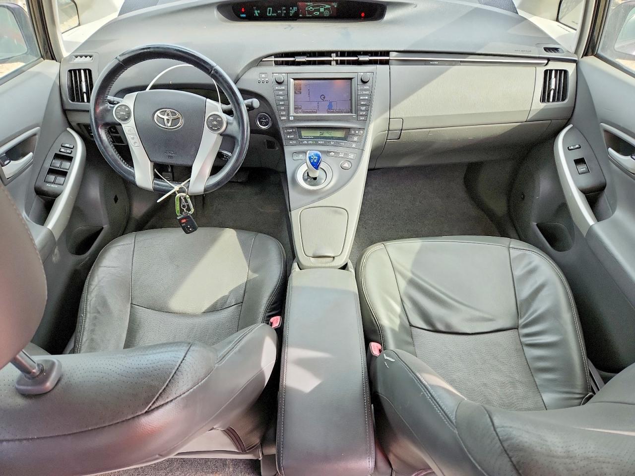 2010 TOYOTA PRIUS