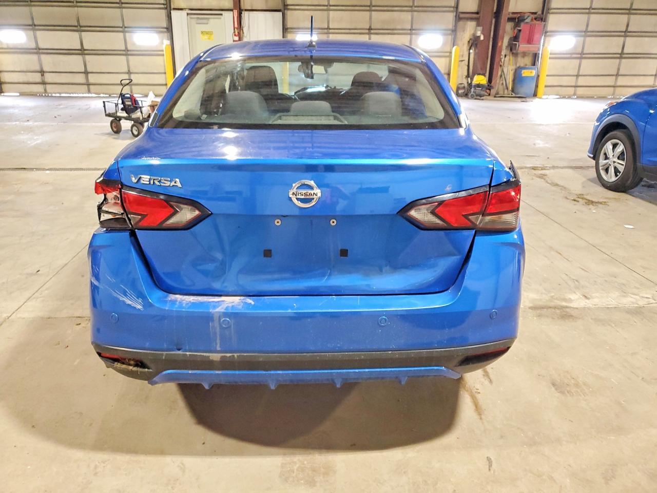 2021 NISSAN VERSA