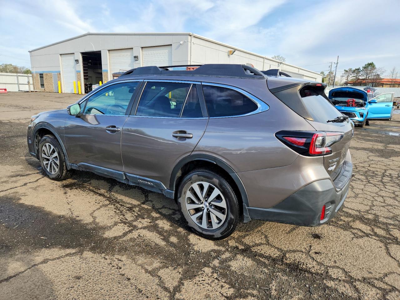 2021 SUBARU Outback