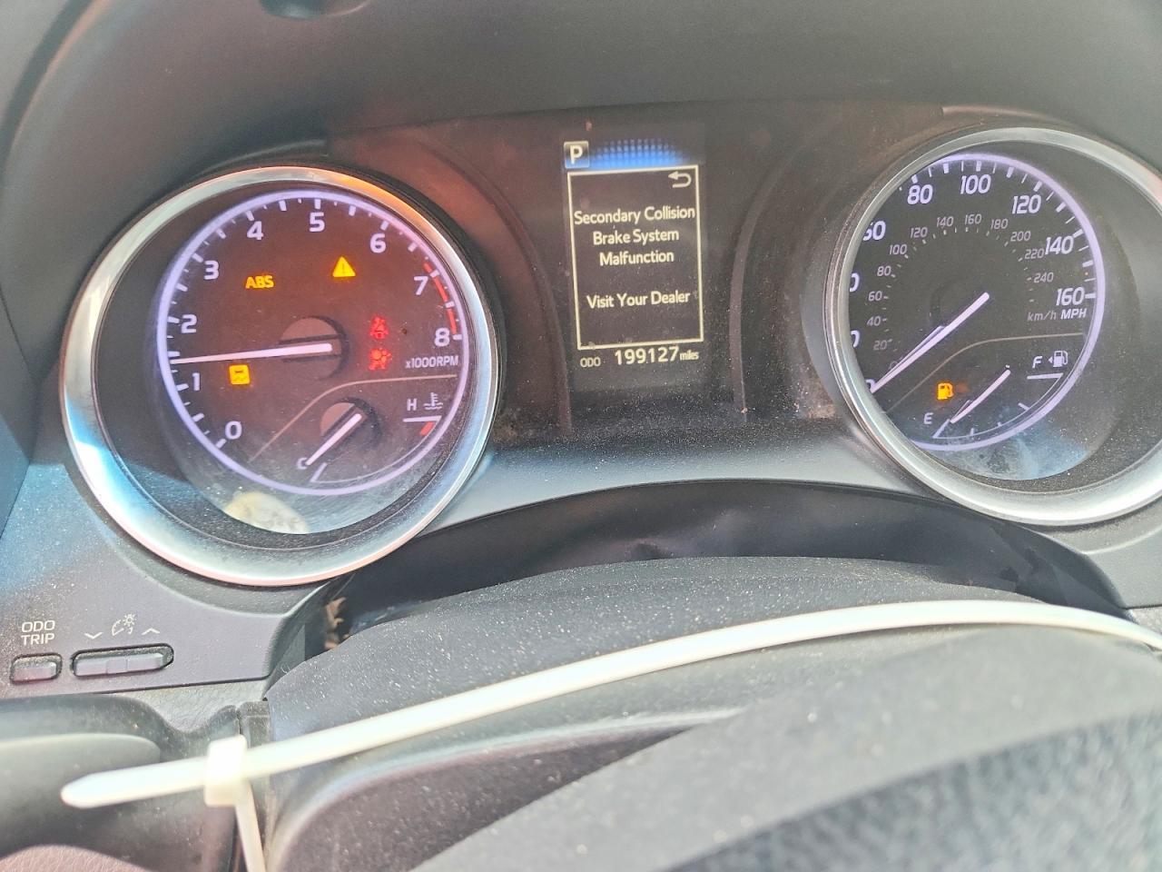 2018 TOYOTA CAMRY