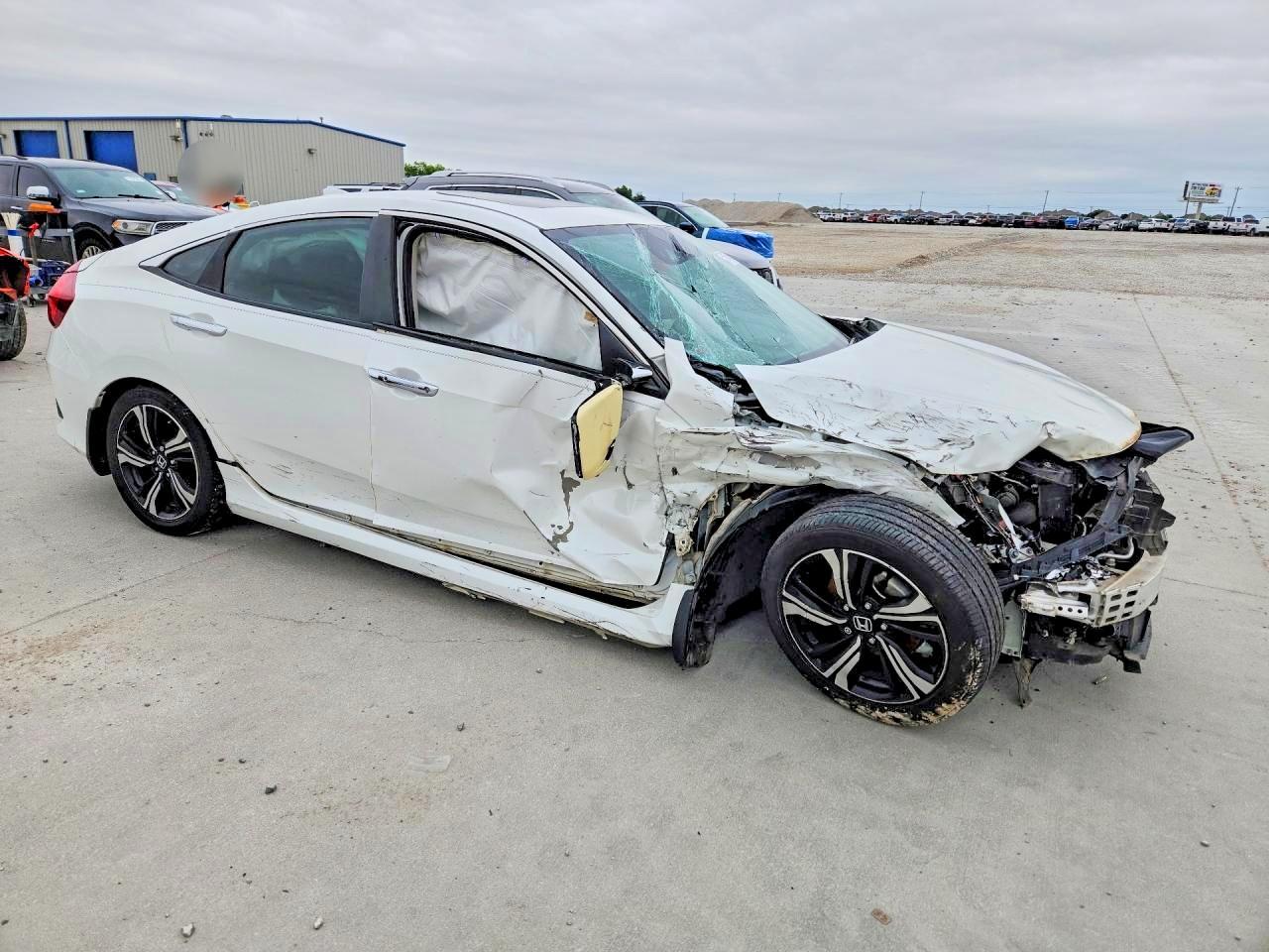 2017 HONDA CIVIC