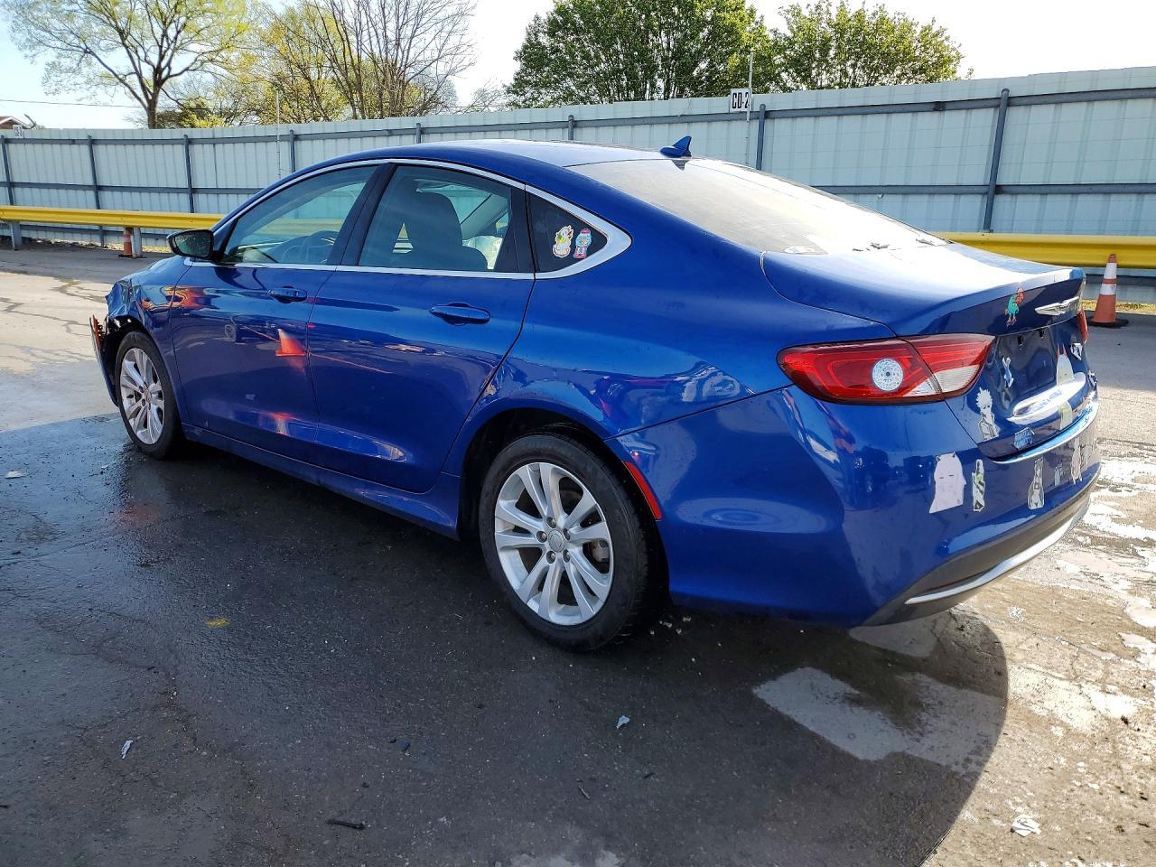 2015 CHRYSLER 200