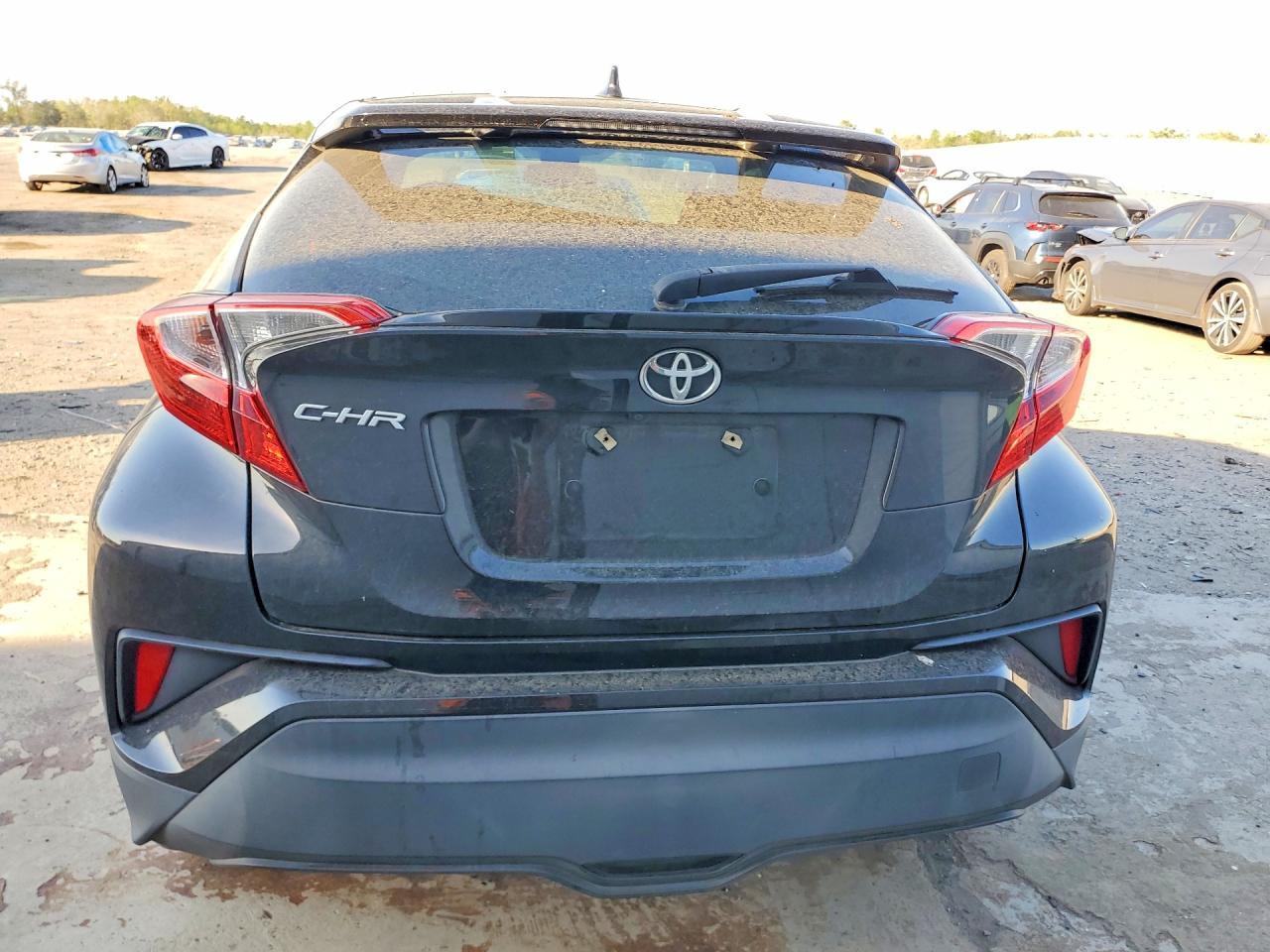 2018 TOYOTA C-HR
