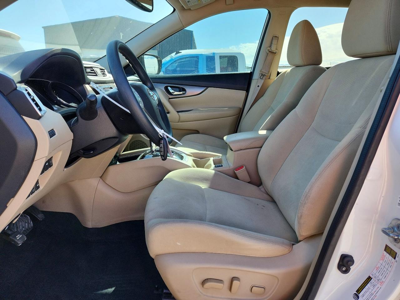 2016 NISSAN ROGUE