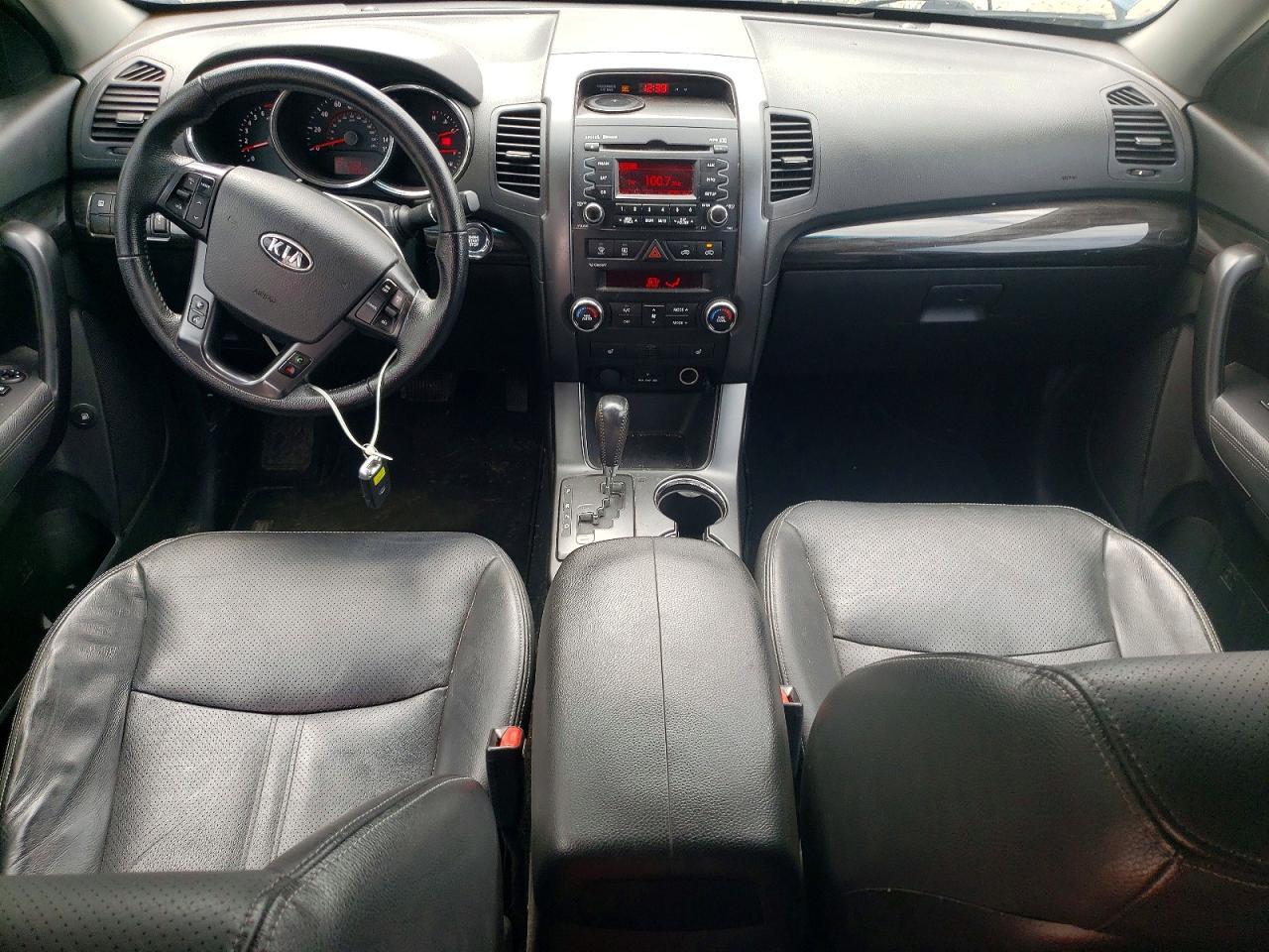 2011 KIA SORENTO