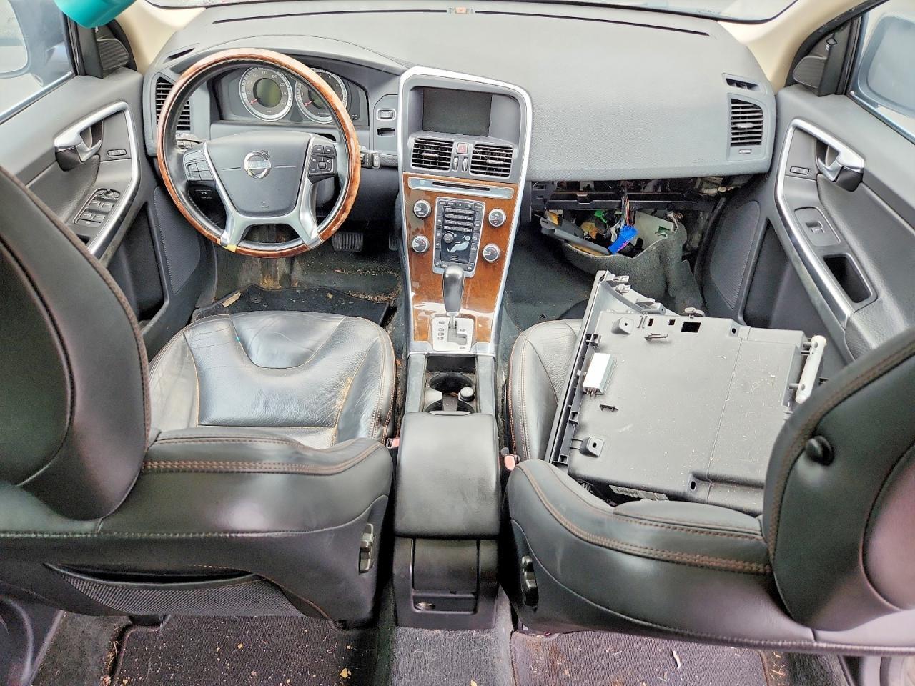 2012 VOLVO XC60