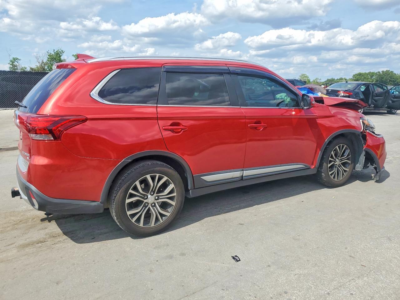2017 MITSUBISHI outlander