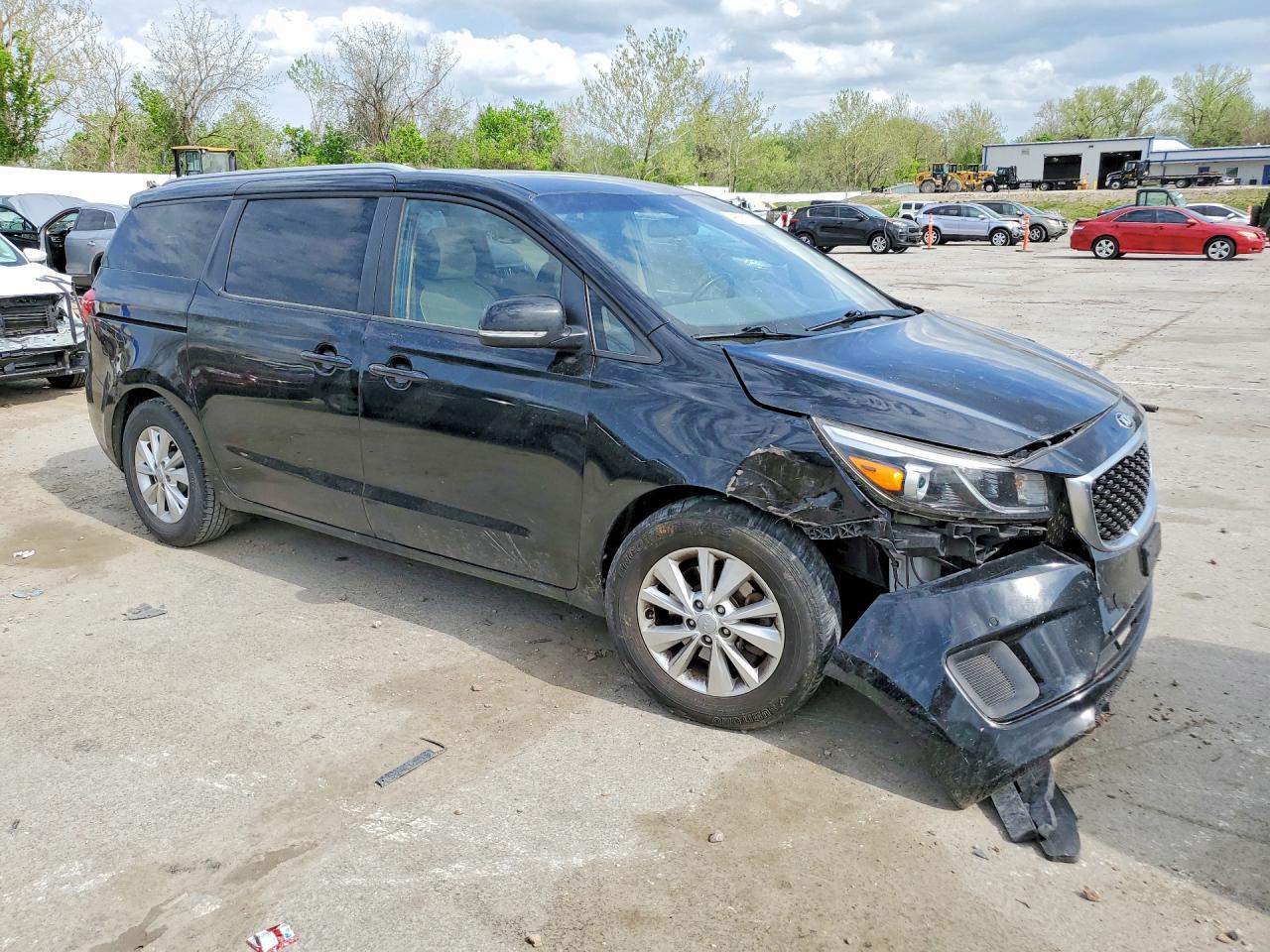 2017 KIA SEDONA