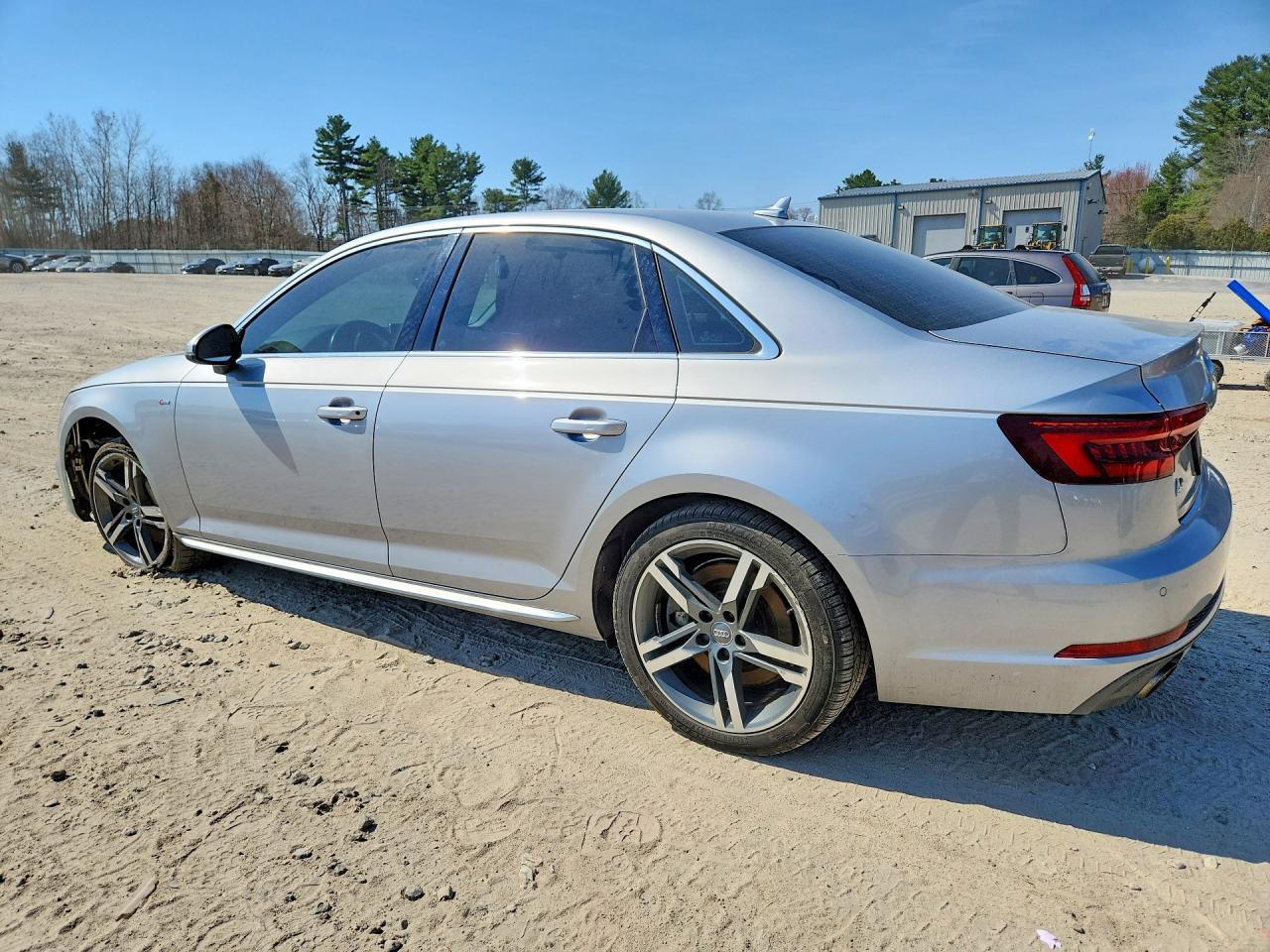 2018 AUDI A4