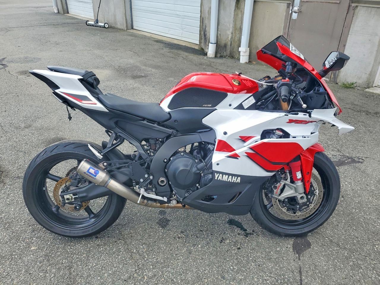 2026 YAMAHA YZF890