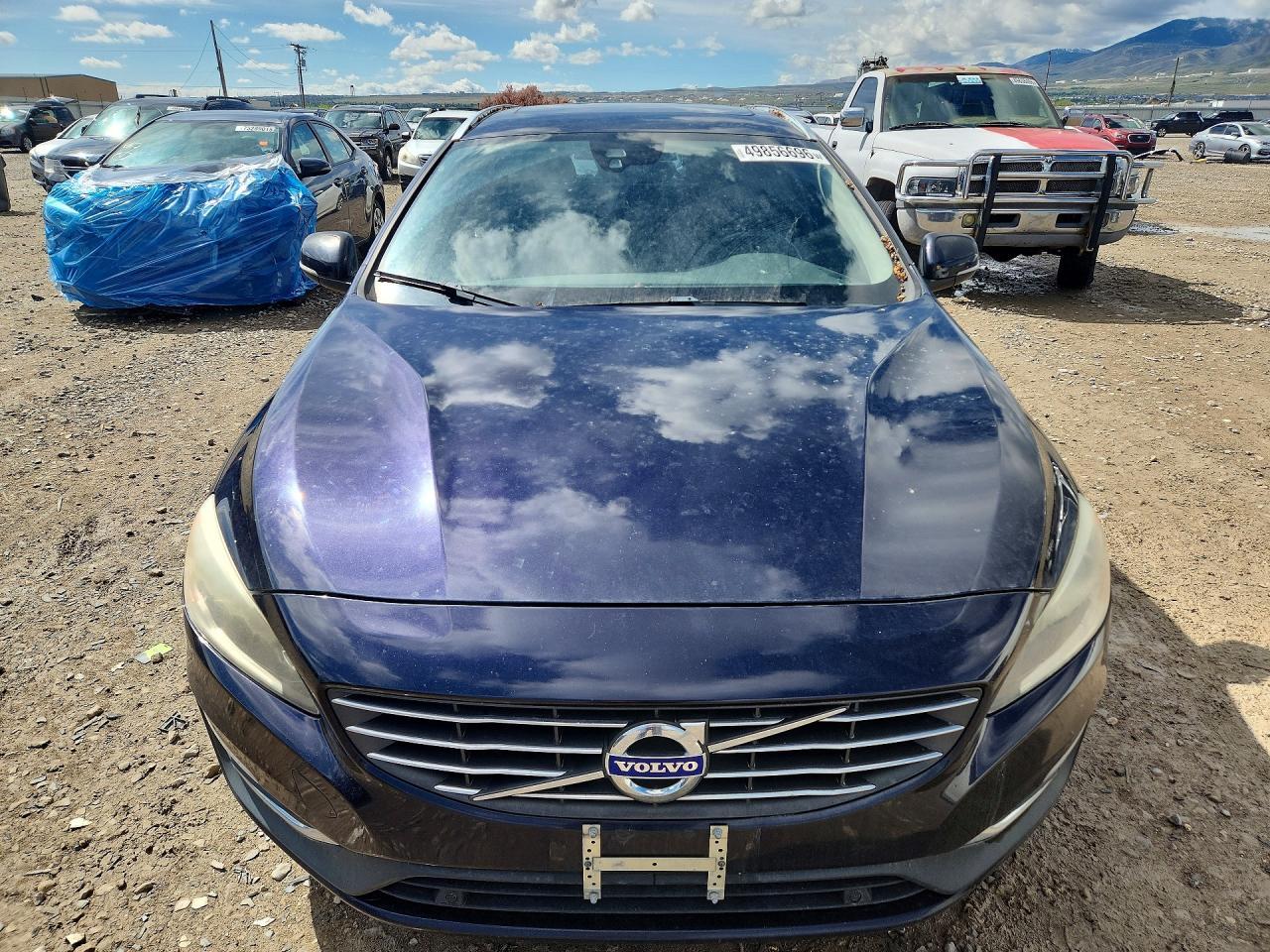 2016 VOLVO V60