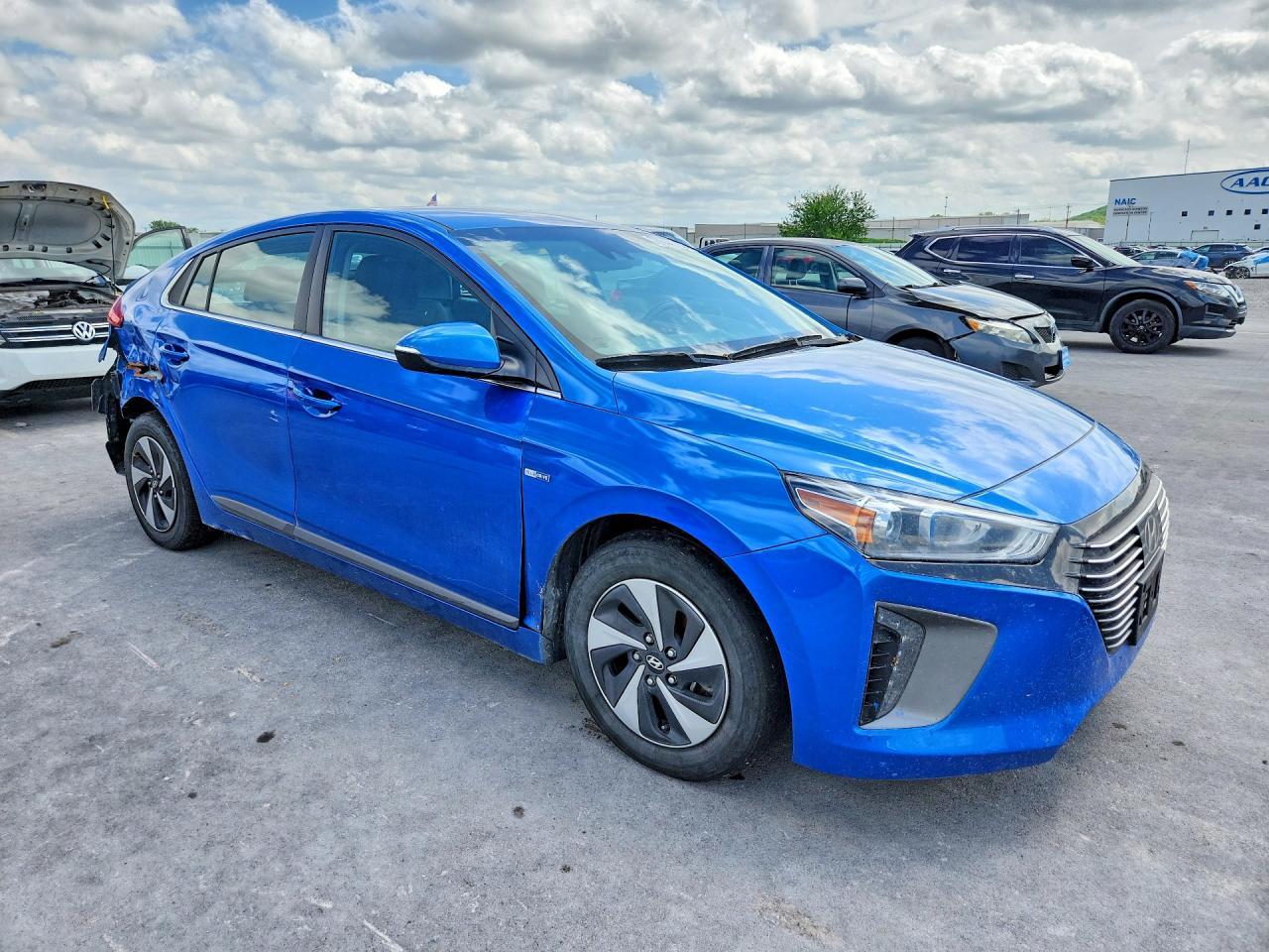 2017 HYUNDAI Ioniq