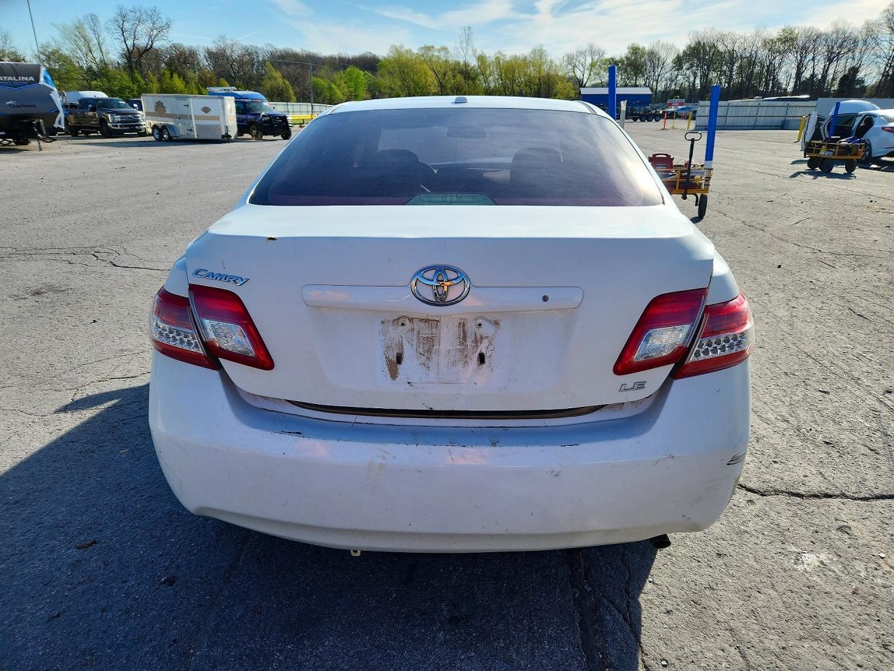 2010 TOYOTA CAMRY