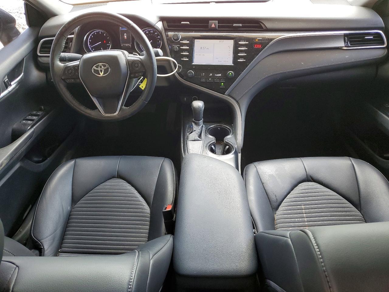 2018 TOYOTA CAMRY