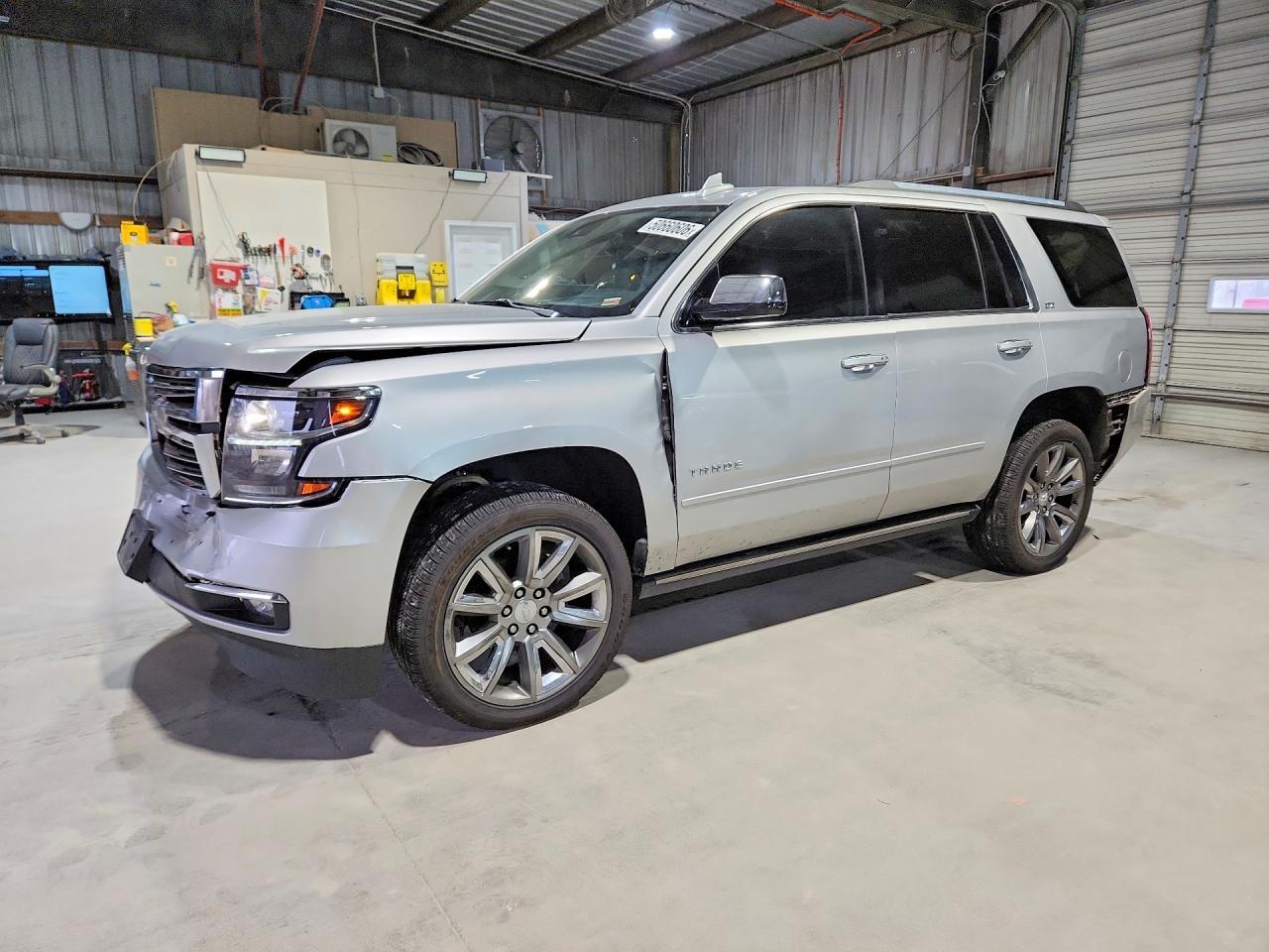 2016 CHEVROLET Tahoe