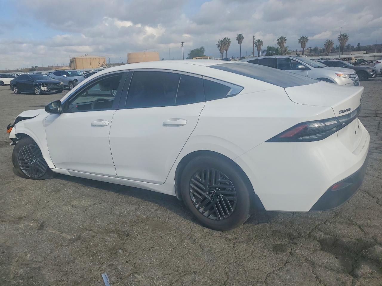 2026 NISSAN SENTRA