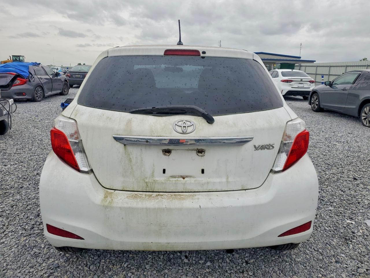 2012 TOYOTA YARIS