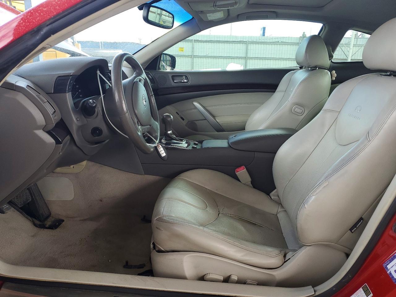 2012 INFINITI G37