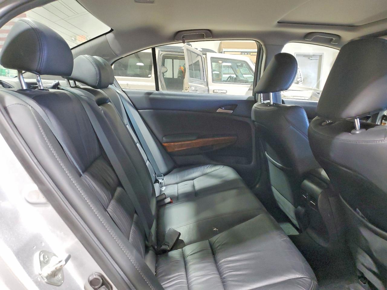 2011 HONDA ACCORD