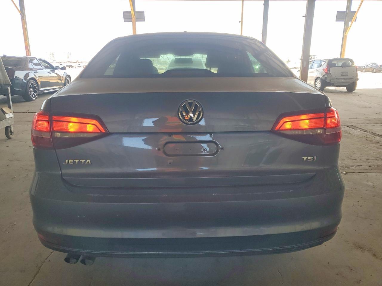 2016 VOLKSWAGEN JETTA