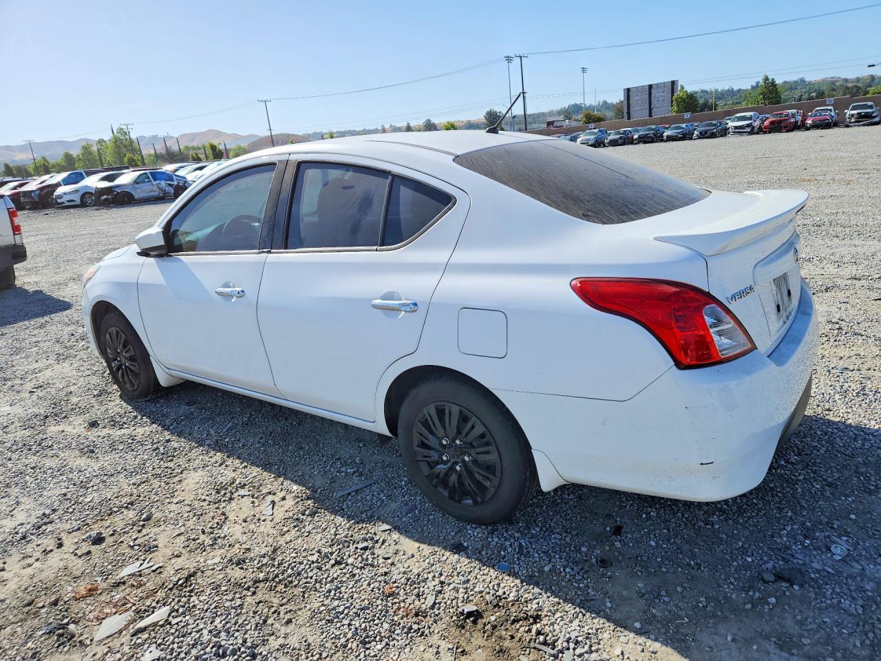 2018 NISSAN VERSA