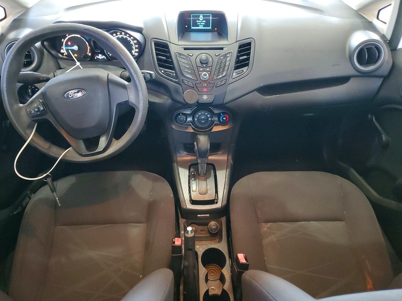2014 FORD Fiesta