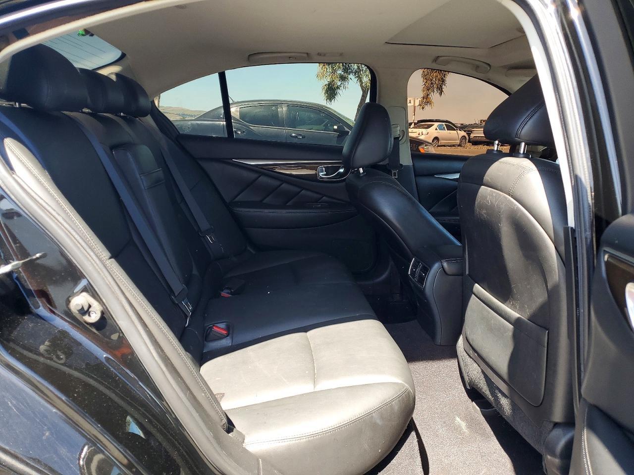 2018 INFINITI Q50