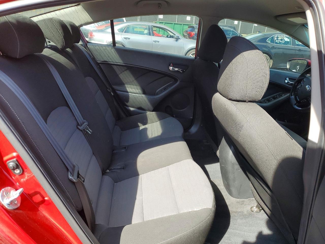 2017 KIA FORTE