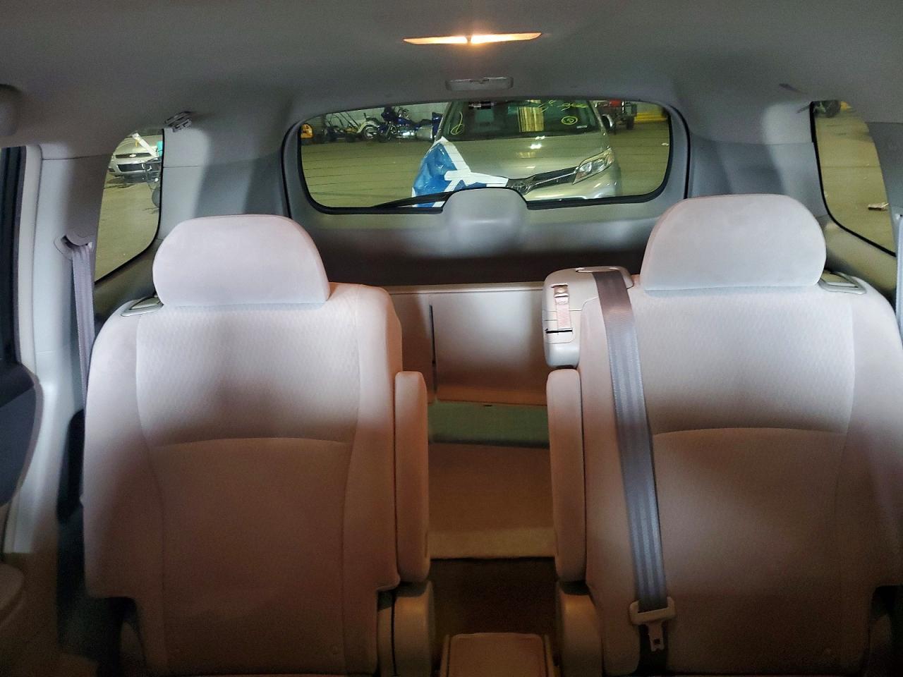 2009 TOYOTA HIGHLANDER