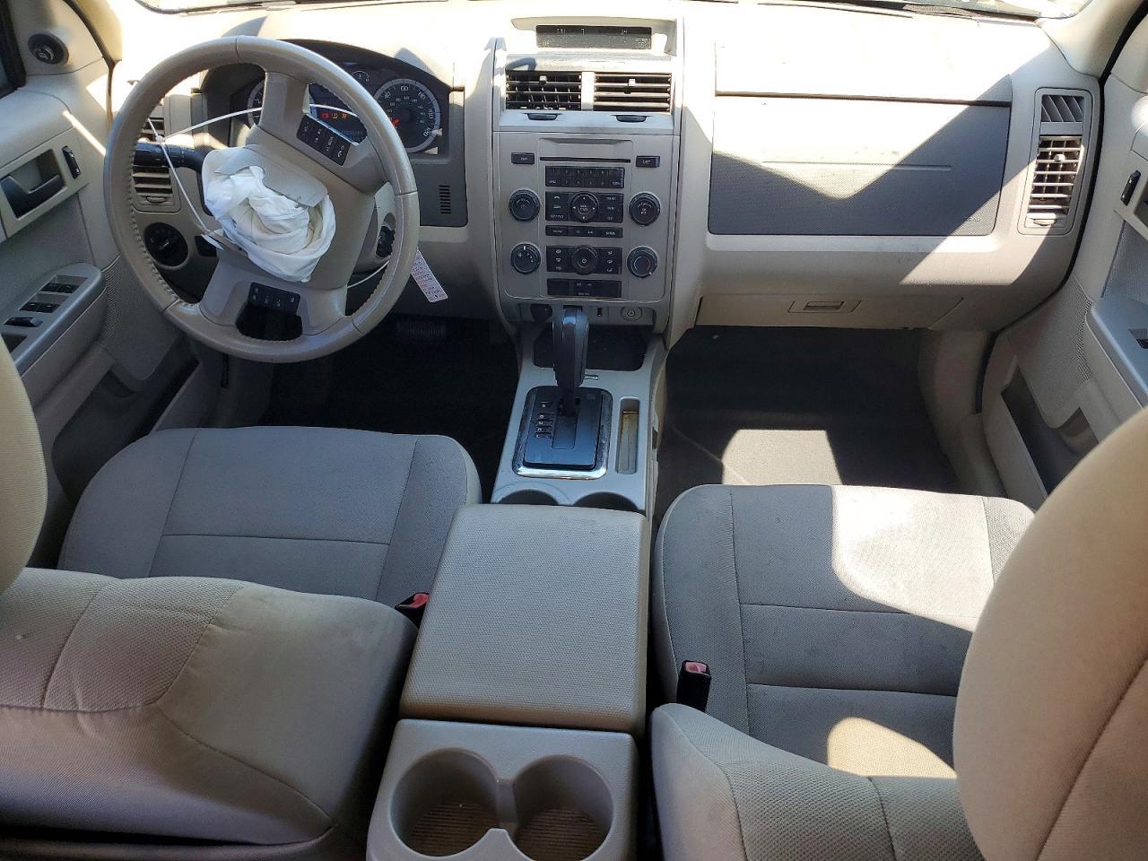 2010 FORD ESCAPE