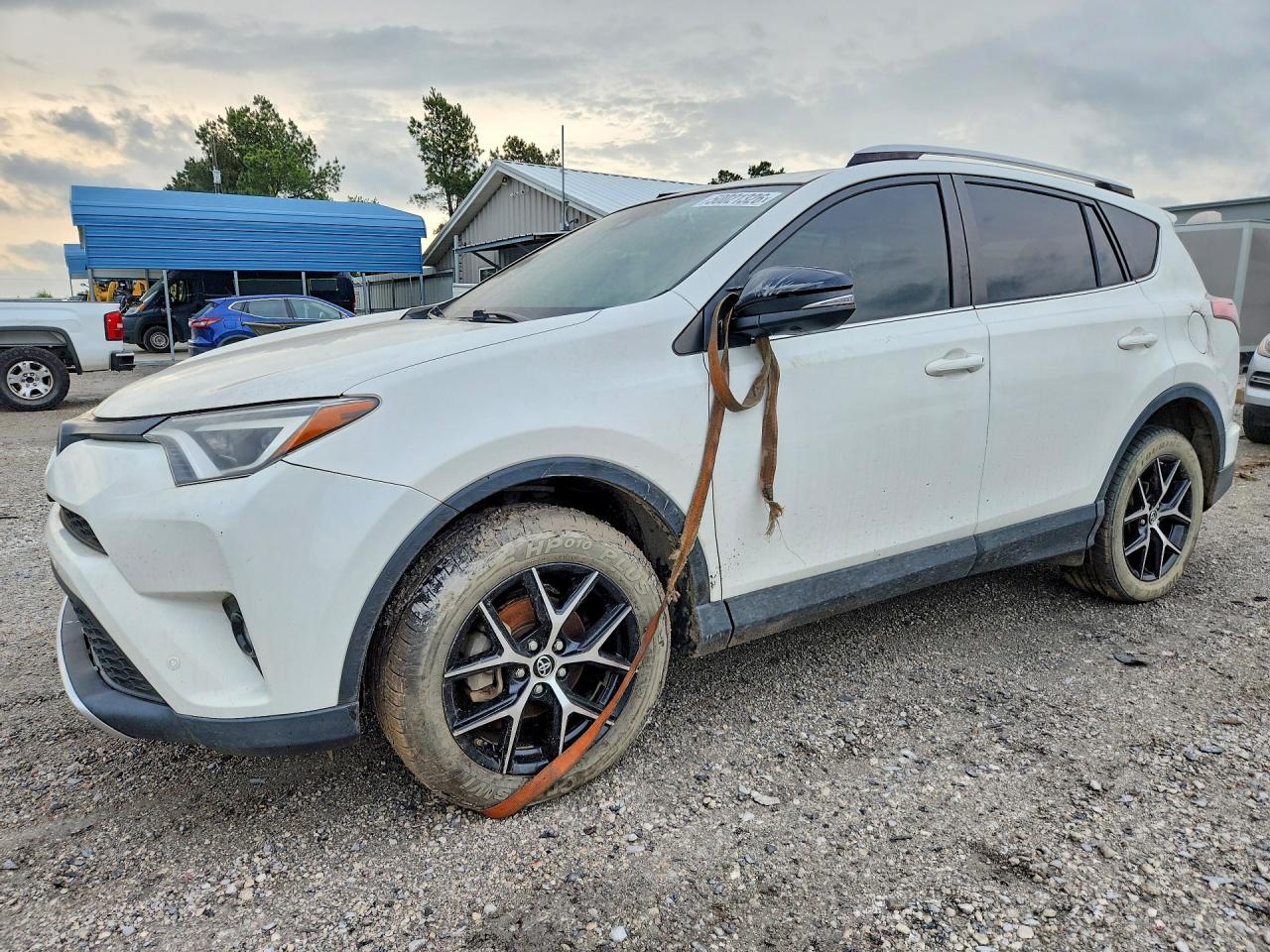 2016 TOYOTA RAV4
