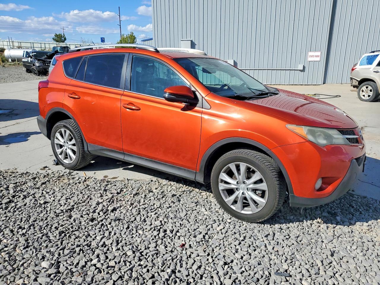2015 TOYOTA RAV4