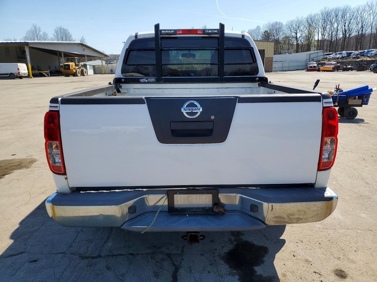2012 NISSAN Frontier