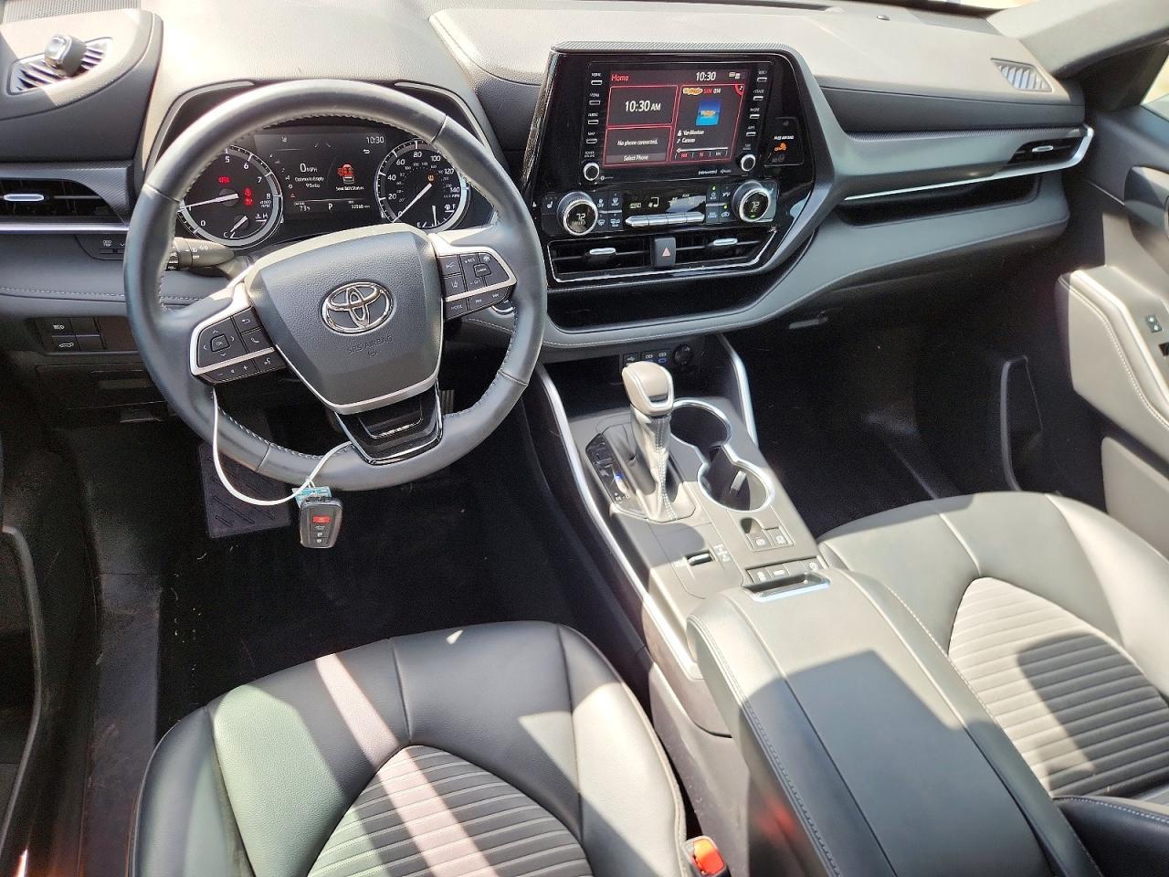2022 TOYOTA HIGHLANDER