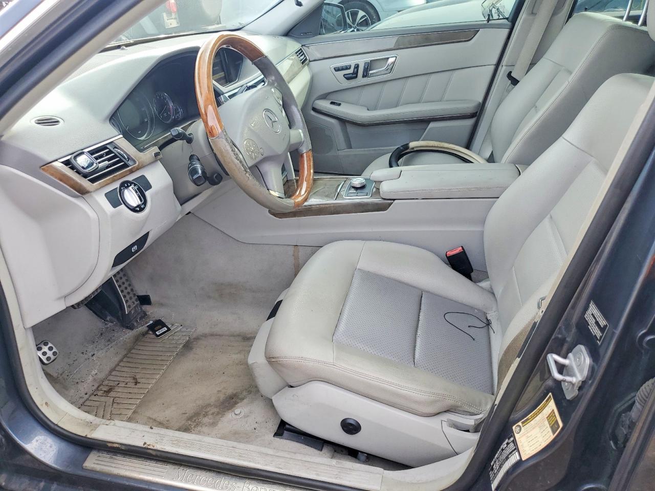 2010 MERCEDES-BENZ E-Class