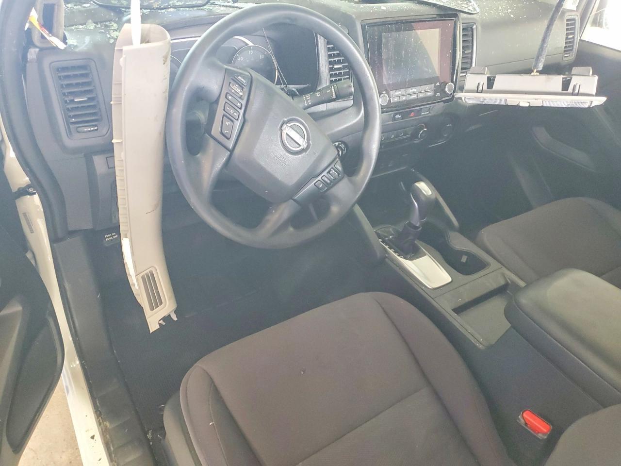 2024 NISSAN Frontier