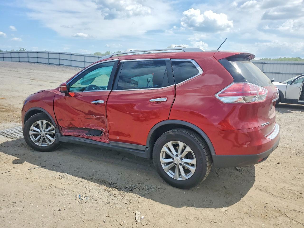 2015 NISSAN ROGUE
