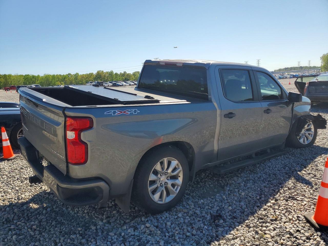 2022 CHEVROLET Silverado