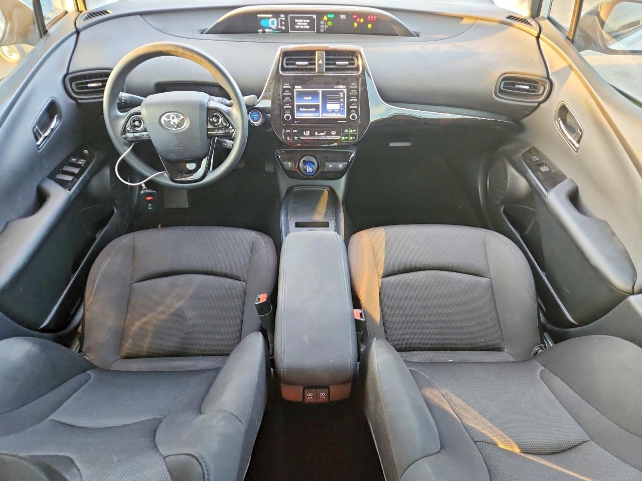2022 TOYOTA PRIUS