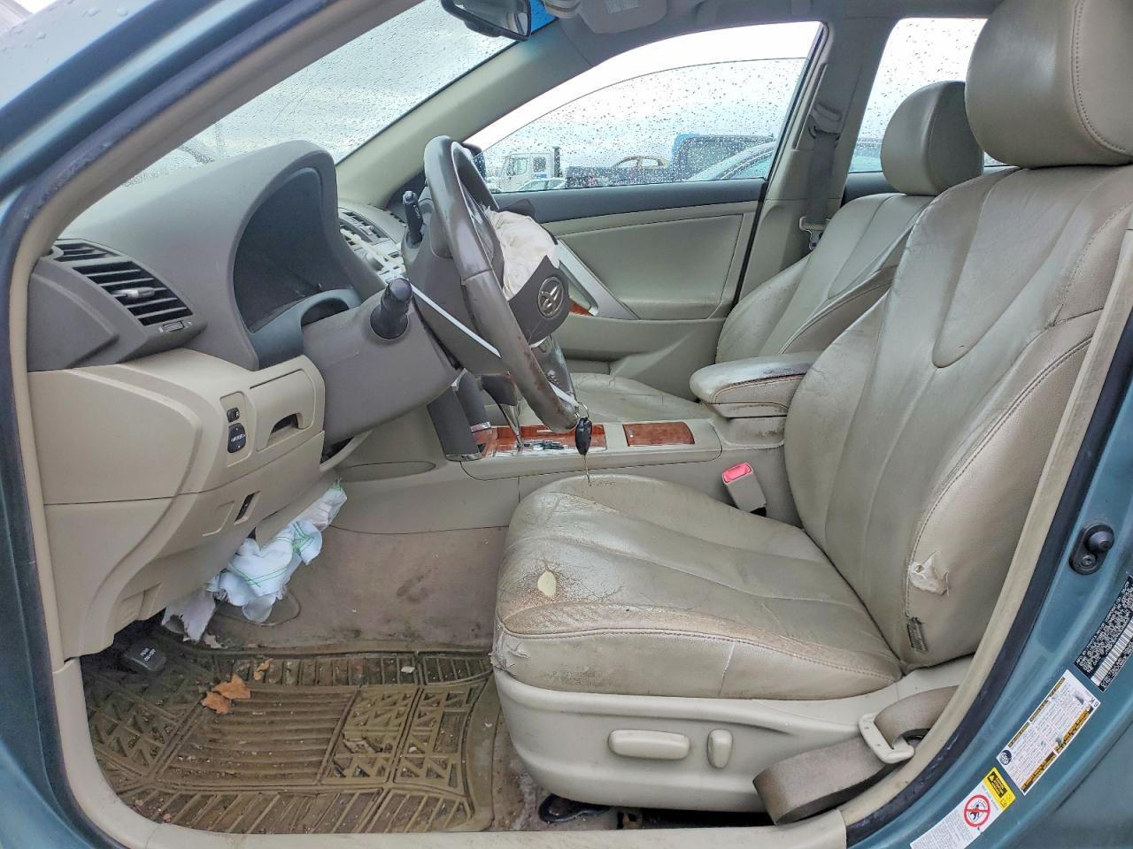 2010 TOYOTA CAMRY