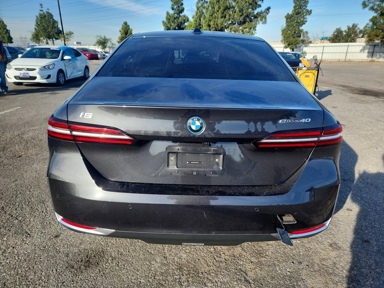 2024 BMW i5